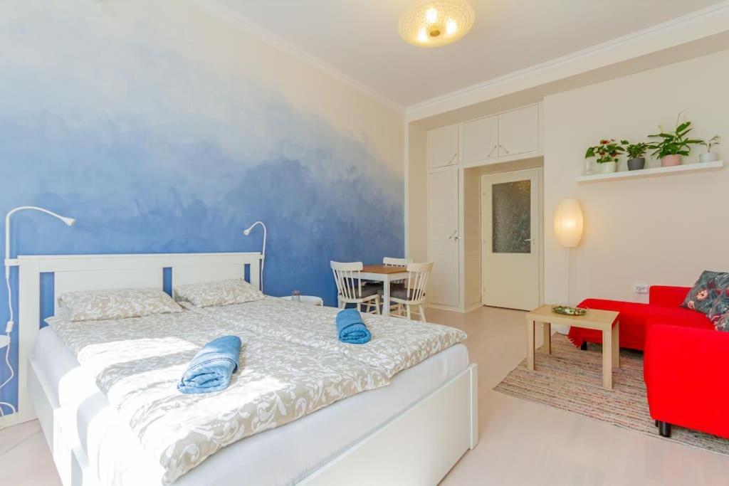 Perl Apartment- Air Conditioned, Cozy Near Varosliget